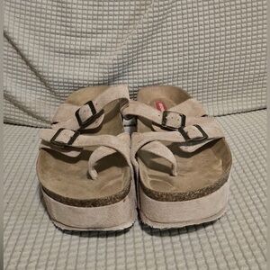 UNIONBAY Tan Sandals Comfort-Focused Design